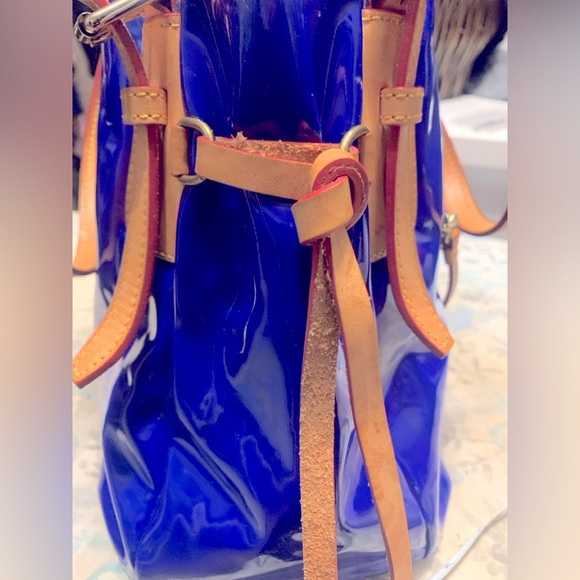 Dooney & Bourke Royal Blue Satchel Tan handbag, Preloved, Red inside lining - Picture 10 of 10